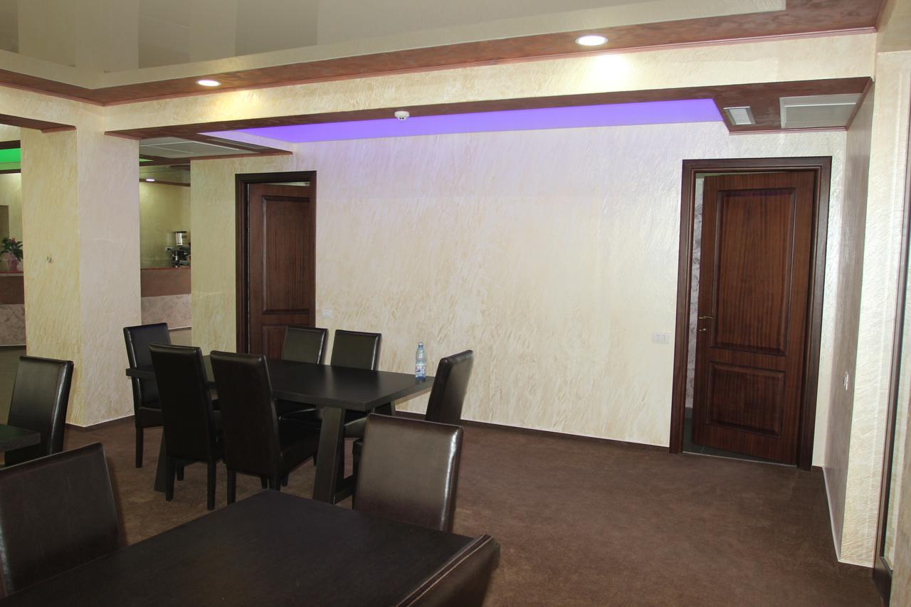 Vila Europa Motel Oltenita Ngoại thất bức ảnh