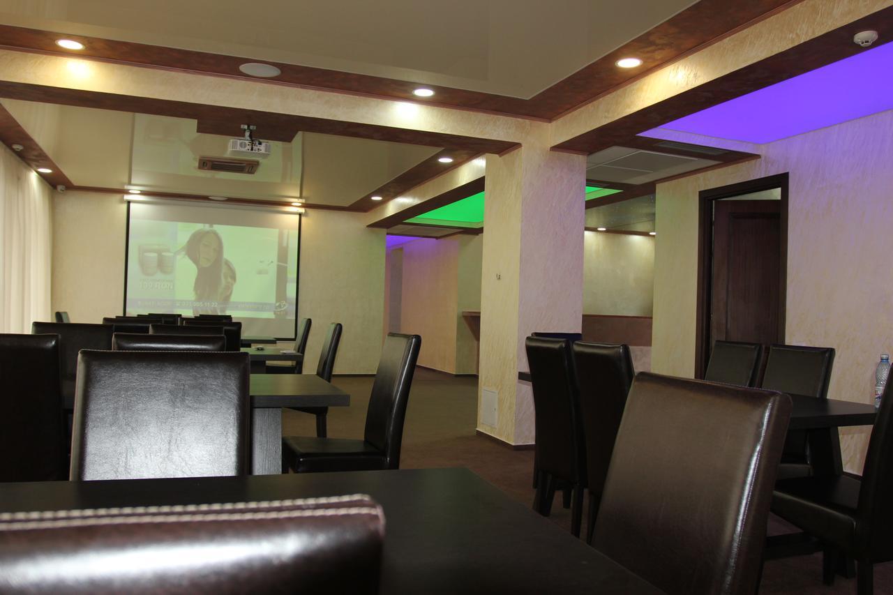 Vila Europa Motel Oltenita Ngoại thất bức ảnh