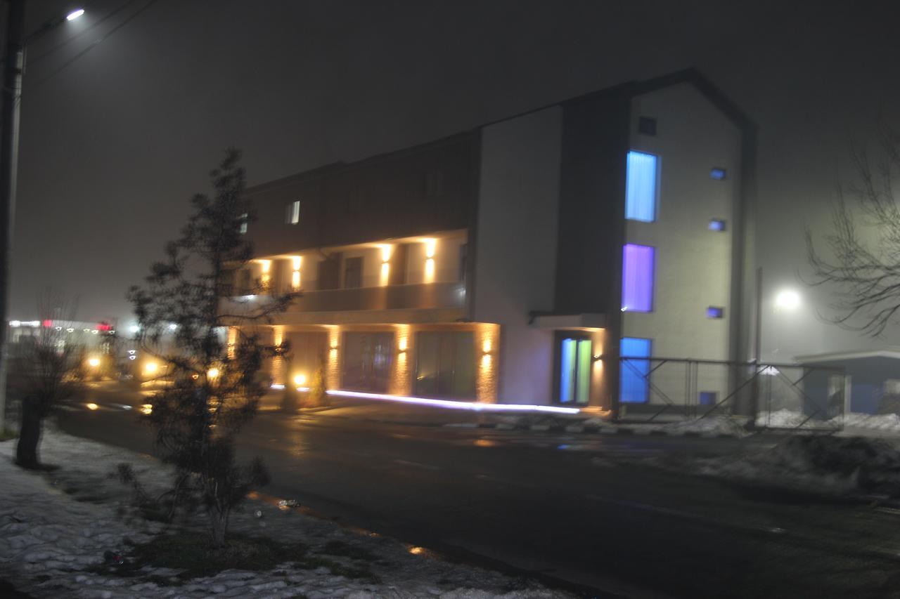 Vila Europa Motel Oltenita Ngoại thất bức ảnh