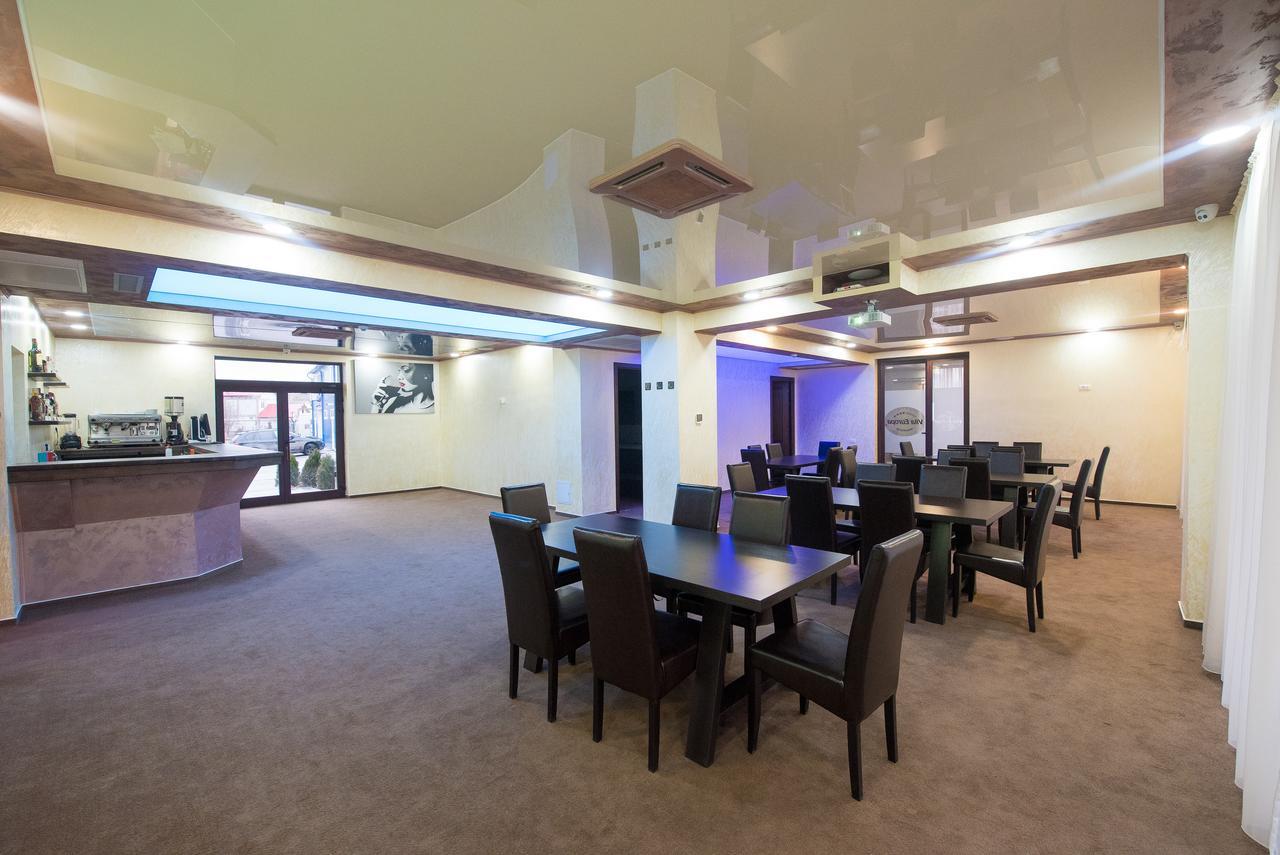 Vila Europa Motel Oltenita Ngoại thất bức ảnh