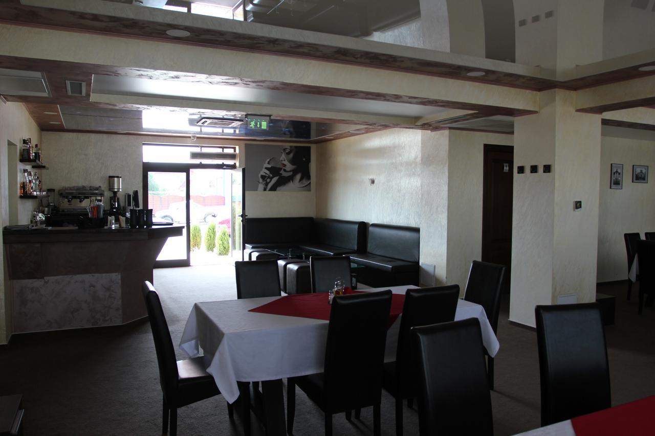 Vila Europa Motel Oltenita Ngoại thất bức ảnh